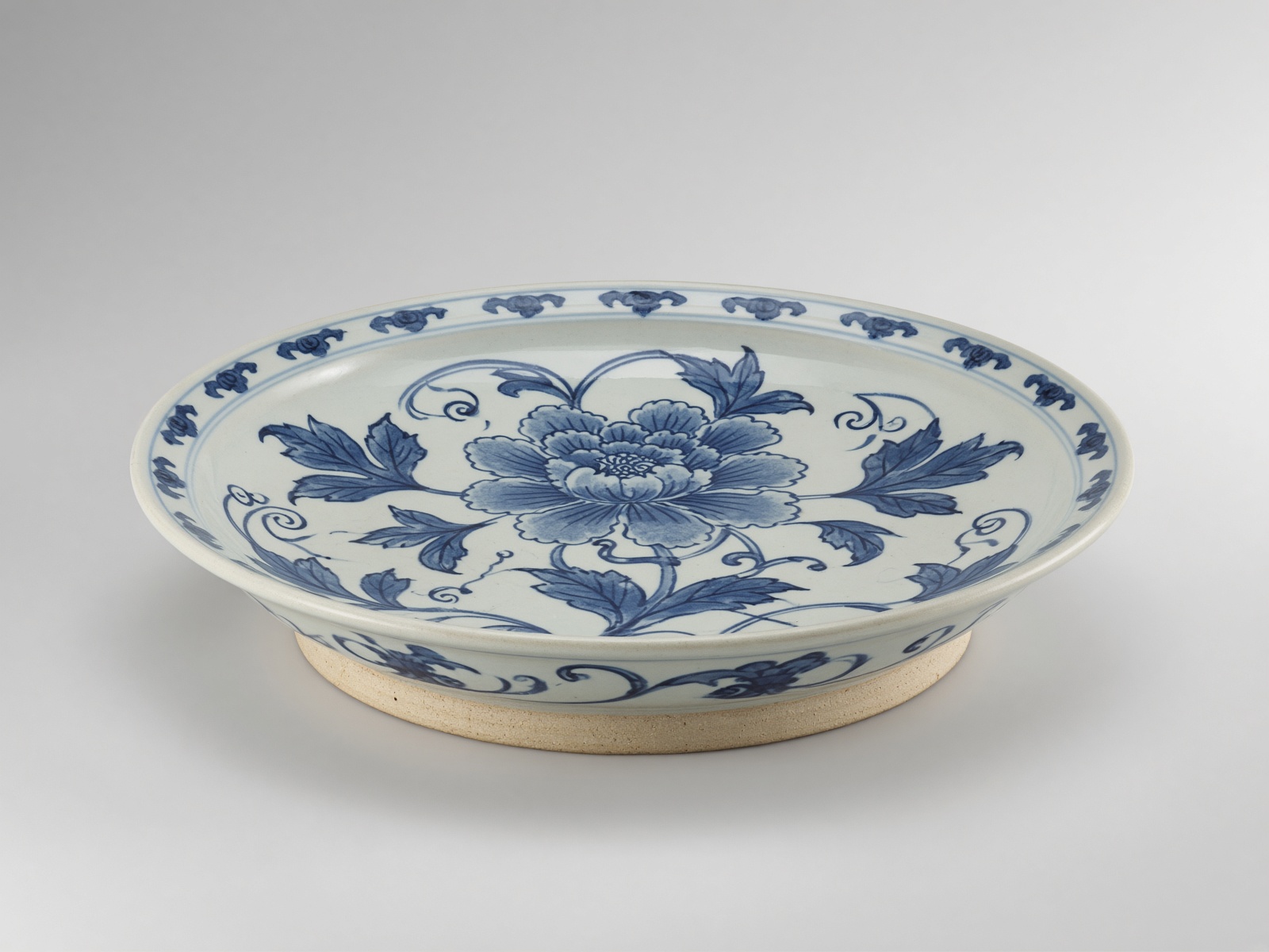 Yuan Blue and White Dish